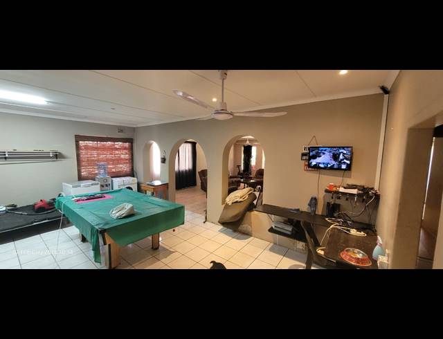 3 BEDROOM HOUSE RENTED IN PRESTBURY